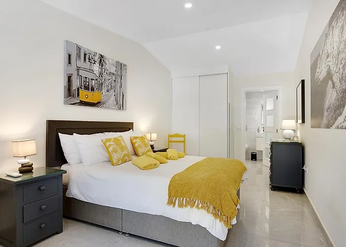 Quinta Aida And * לגואה